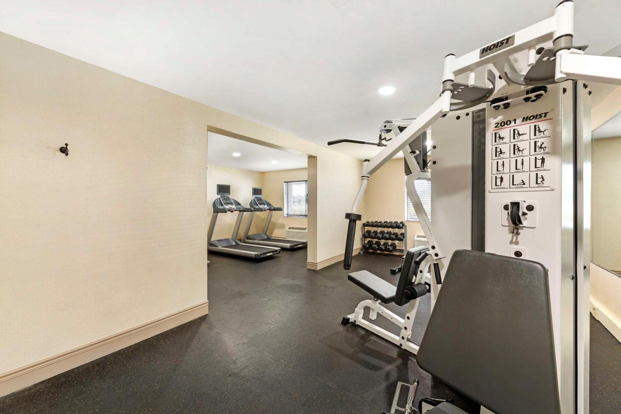 Best Western Rochester Marketplace Inn Bagian luar foto
