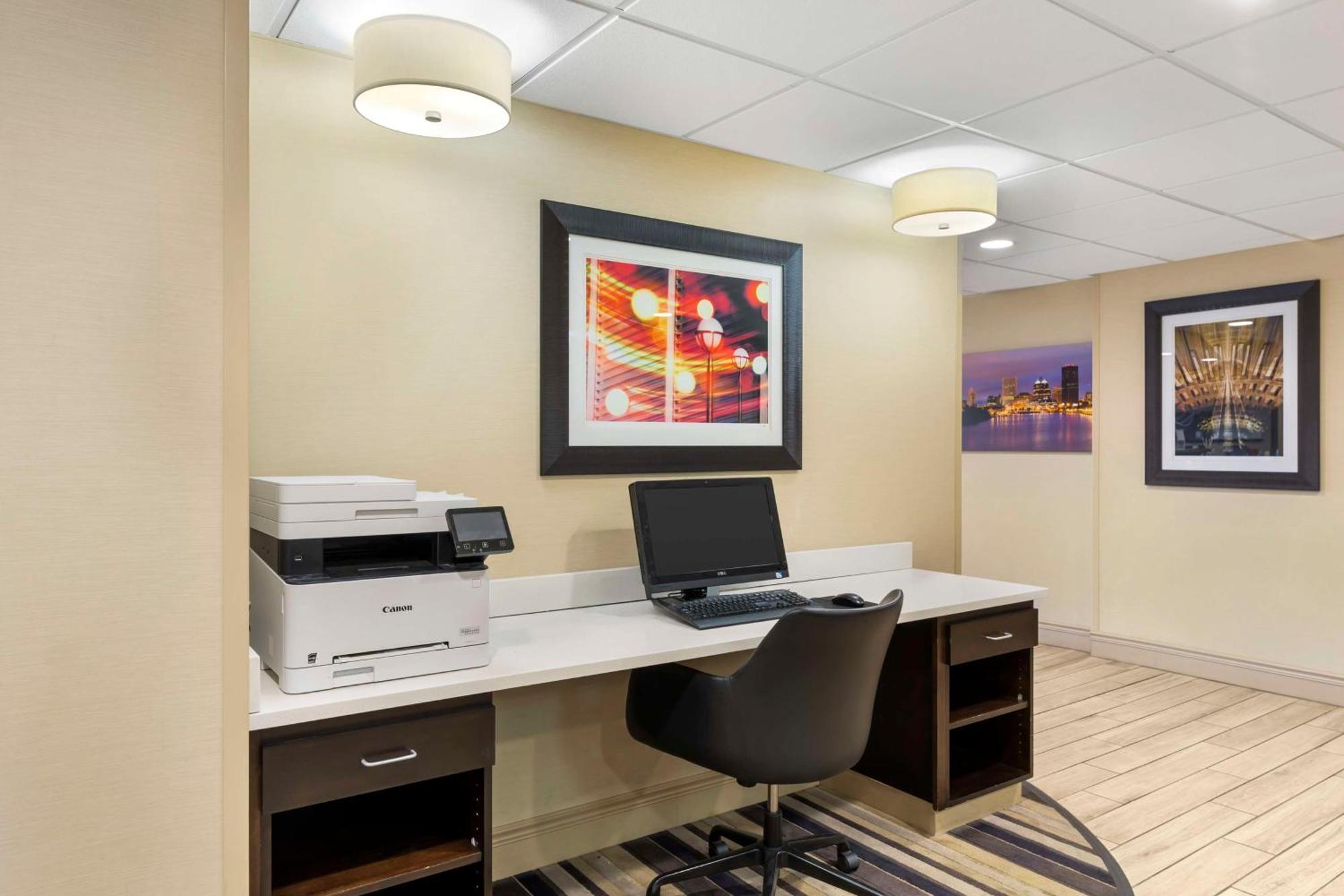 Best Western Rochester Marketplace Inn Bagian luar foto